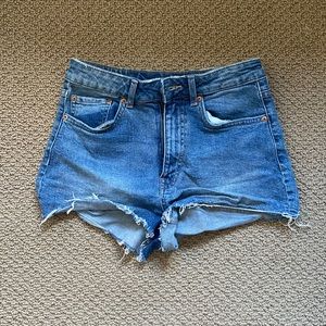 Women’s jean shorts